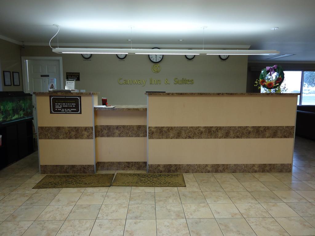 Canway Inn & Suites Dauphin Luaran gambar